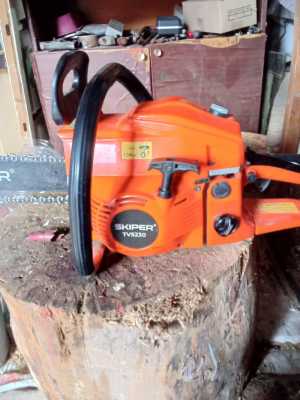 Бензопила бензиновая