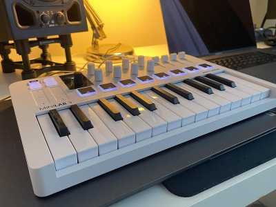 MIDI- Arturia Minilab 3