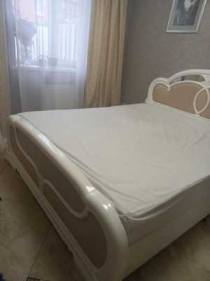 Кровать
