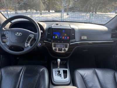 Hyundai Santa Fe, 2011