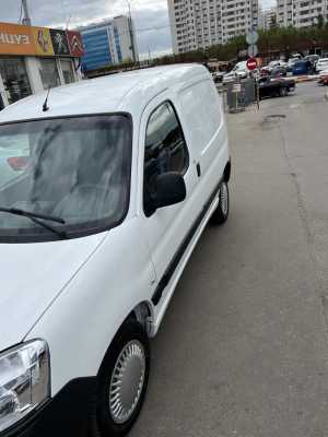peugeot partner