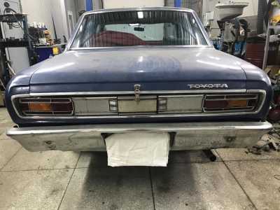 Toyota Crown, 1971