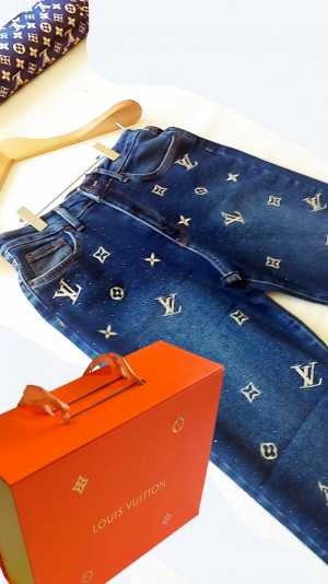 Джинсы принт Louis Vuitton стразы Swarovski AG