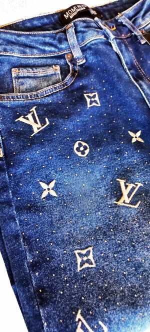   Louis Vuitton  Swarovski AG
