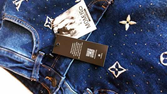   Louis Vuitton  Swarovski AG
