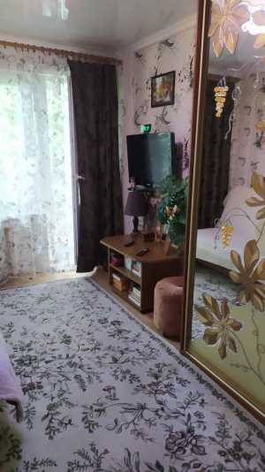 2-к квартира, 44 м2, 1/3 эт.