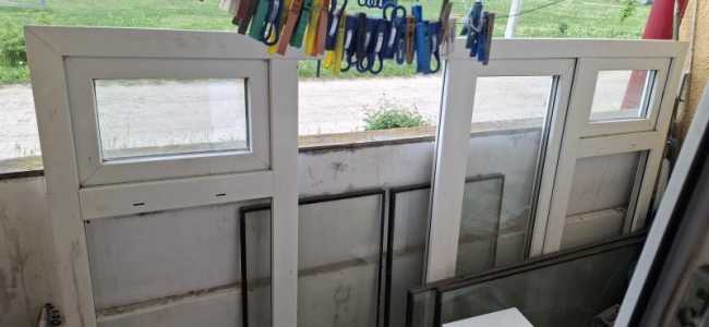 продам пластиковое окно