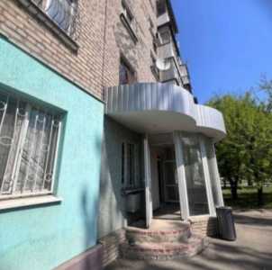 Продажа помещения свободного назначения 11000000