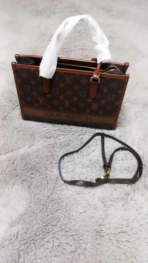 Сумка-тоут от Louis Vuitton (кожа)