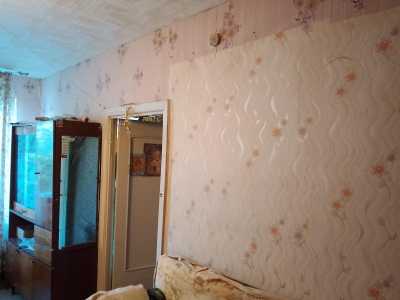 Дом 72 м2, приусадебный участок 1227м.кв, газ,свет,вода в доме .