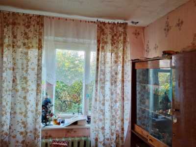 Дом 72 м2, приусадебный участок 1227м.кв, газ,свет,вода в доме .