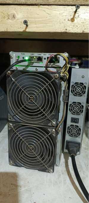 Майнер (ASIC) Canaan Avalon 1066 на 50th/s