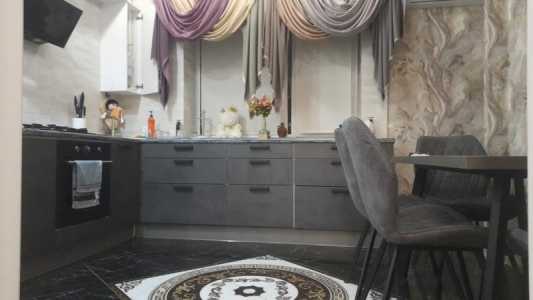 2-к квартира, 60 м2, 1/4 эт.