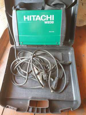 Сварочный инвертор HITACHI W200