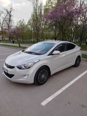 Hyundai Elantra, 2012