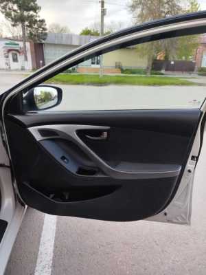 Hyundai Elantra, 2012