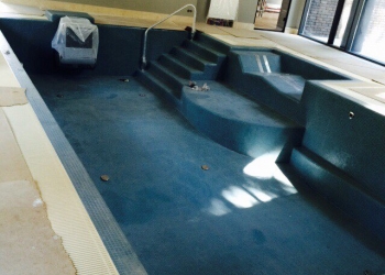 Баня с бассейном