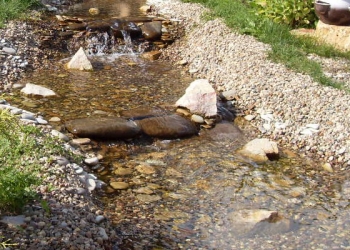 Благоустройство ручья на участке