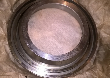 лабиринтное кольцо, крепительная крышка