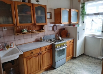 2-к квартира, 50 м2, 3/9 эт.