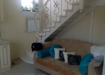 2-к квартира, 60 м2, 2/2 эт.