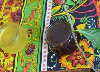Продаю с личной пасике Алтайский мёд и Сыродавленное масло