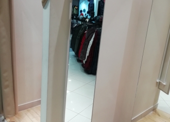 Зеркало заднего вида