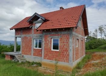 Дом в Сербии с красивым  видом