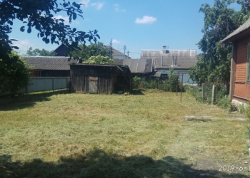 Продажа 2-х комнатной квартиры в доме на 3-х хозяев