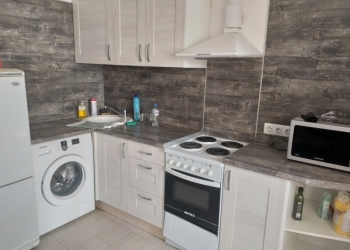 1-к квартира, 38 м2, 4/10 эт.
