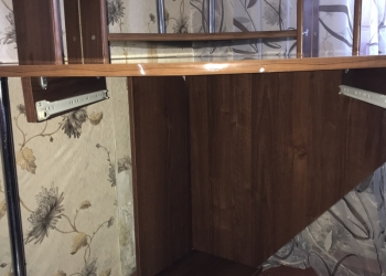 Письменный стол