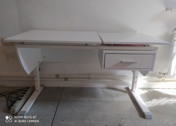 Парта школьная