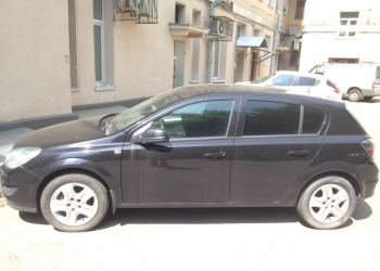 Opel Astra, 2011