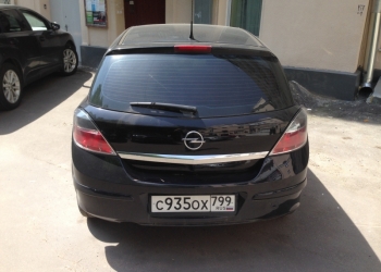 Opel Astra, 2011