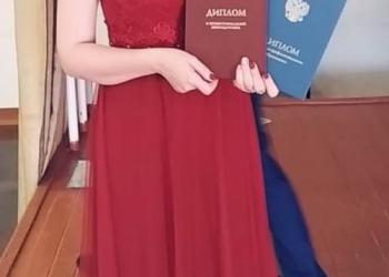 Вечернее платье