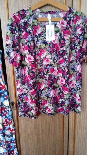 Продам 2 кофточки новые