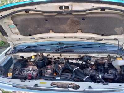 Nissan Elgrand, 1997