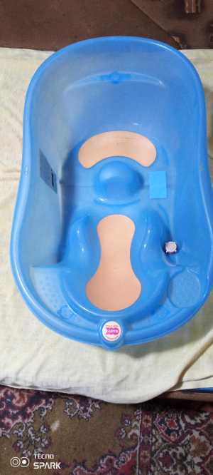 Продам детскую ванночку.