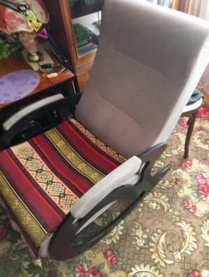 Продаю кресло качалка