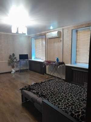 4-к квартира, 97 м2, 1/5 эт.ул. Комарова