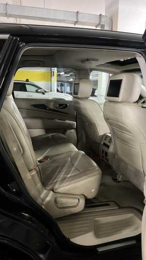 INFINITI JX35