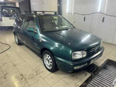 Volkswagen Golf, 1993 1.8AT