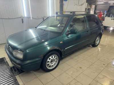 Volkswagen Golf, 1993 1.8AT