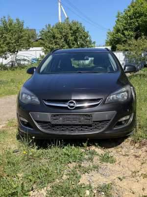 Opel Astra, 2013