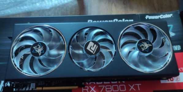     5600    Radeon  7800xt