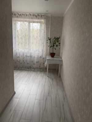 2-к квартира, 55 м2, 4/9 эт. Сдаю комнату в 2-х комнатной квартире