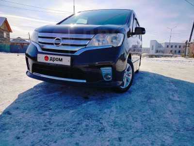 Nissan Serena 2013