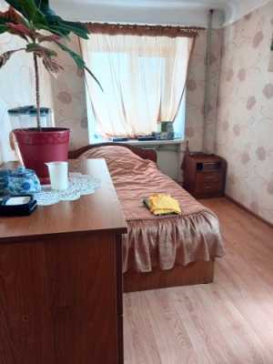 2-к квартира, 42 м2, 4/5 эт.