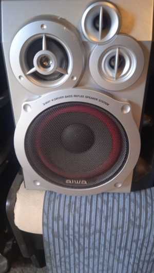 Продам аудиоцентр aiwa