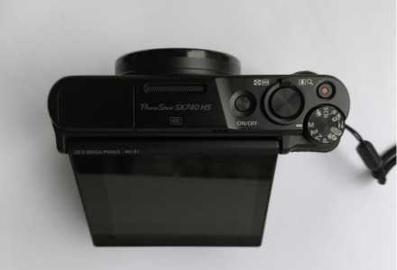 Canon power shot SX740HS